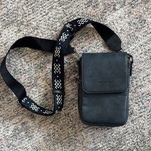 Poiugoya Amazon Leather Crossbody Bag